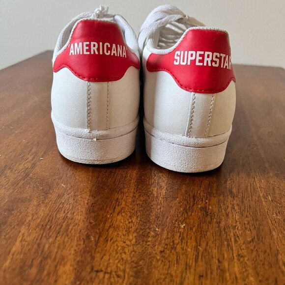 Adidas Americana vs. Superstar - Picture 9 of 14